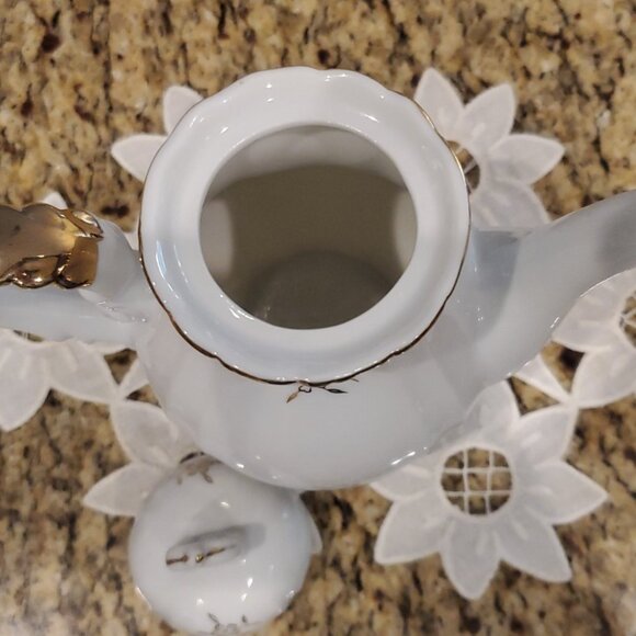 Vintage Royal Crown Porcelain Teapot with Floral & Gold Accents - Picture 3 of 9